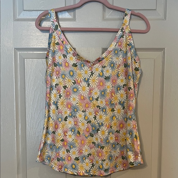 Source Unknown Tops - Daisy Floral Print Women's Vneck Top OversizedSmall